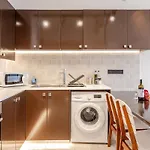 Seaside View 1-bedroom Apartment! Larnaca