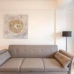Lägenhet Seaside View 1-bedroom Apartment! Larnaca