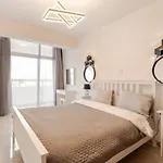 Seaside View 1-bedroom Apartment! Lägenhet *