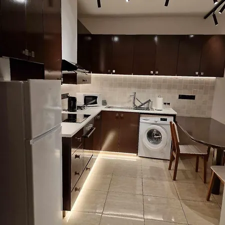 Seaside View 1-bedroom Apartment! Appartement Larnaca