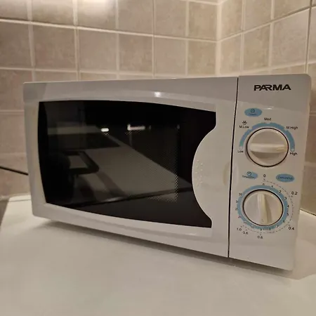 Seaside View 1-bedroom Apartment!