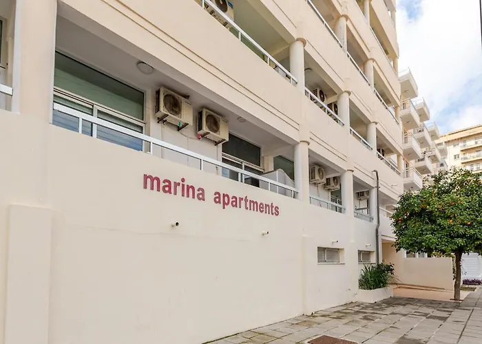 Seaside View 1-bedroom Apartment! *