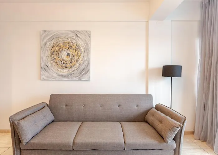 아파트 Seaside View 1-bedroom Apartment! 라르나카