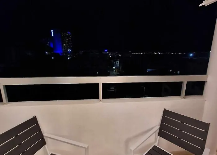 Apartman Seaside View 1-bedroom Apartment! *